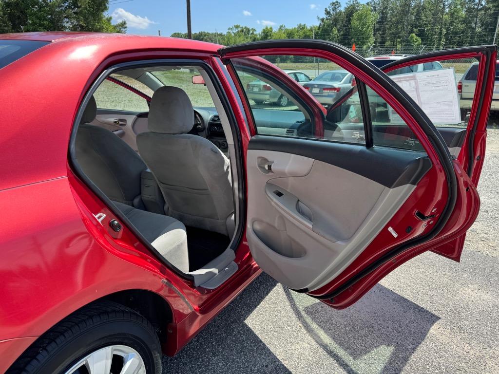 2011 Toyota Corolla photo