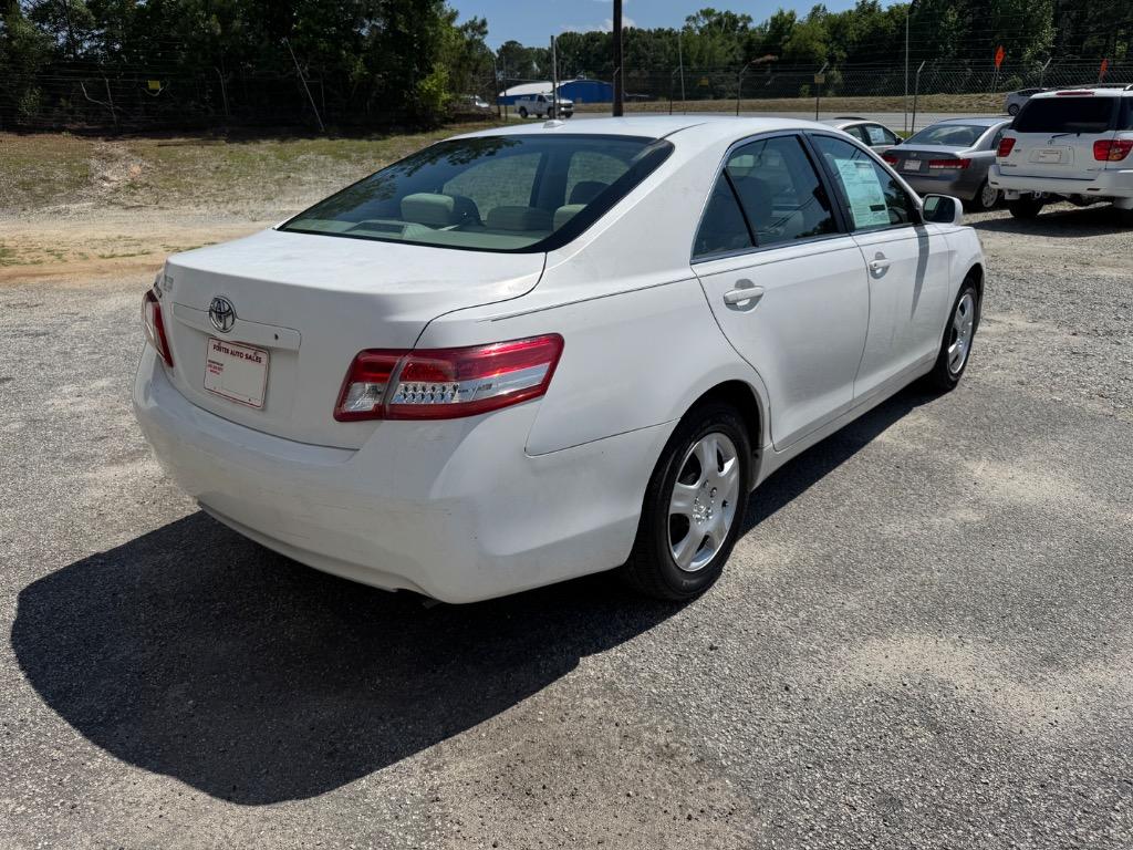 2011 Toyota Camry photo