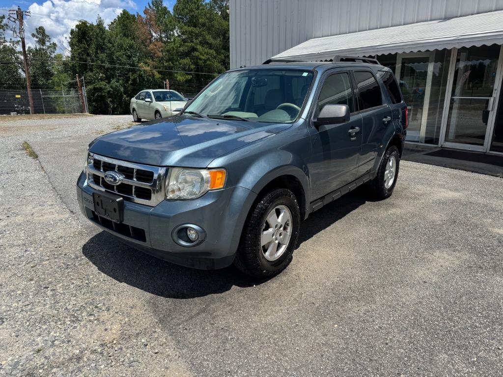 2011 Ford Escape - $7,995