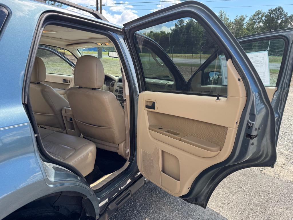 2012 Ford Escape - $8,995