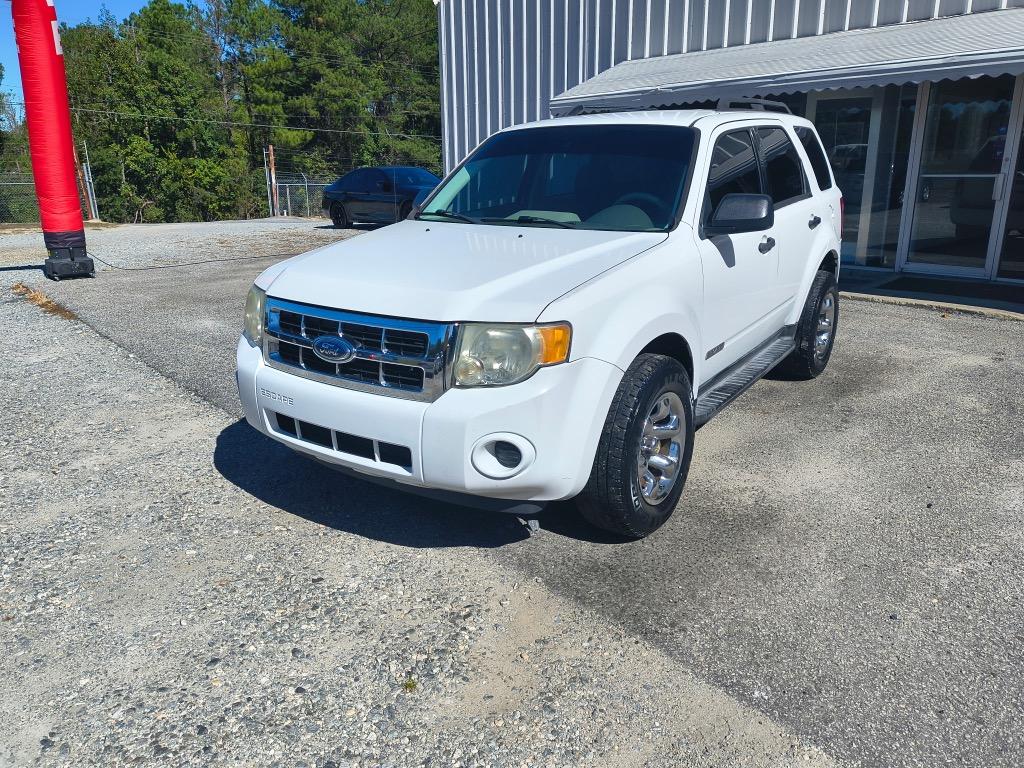 2008 Ford Escape - $8,995