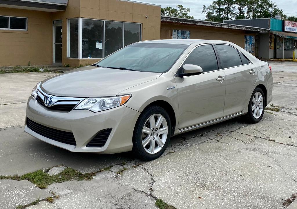 2014 Toyota Camry Hybrid LE in Orlando, FL | Used Cars for Sale on