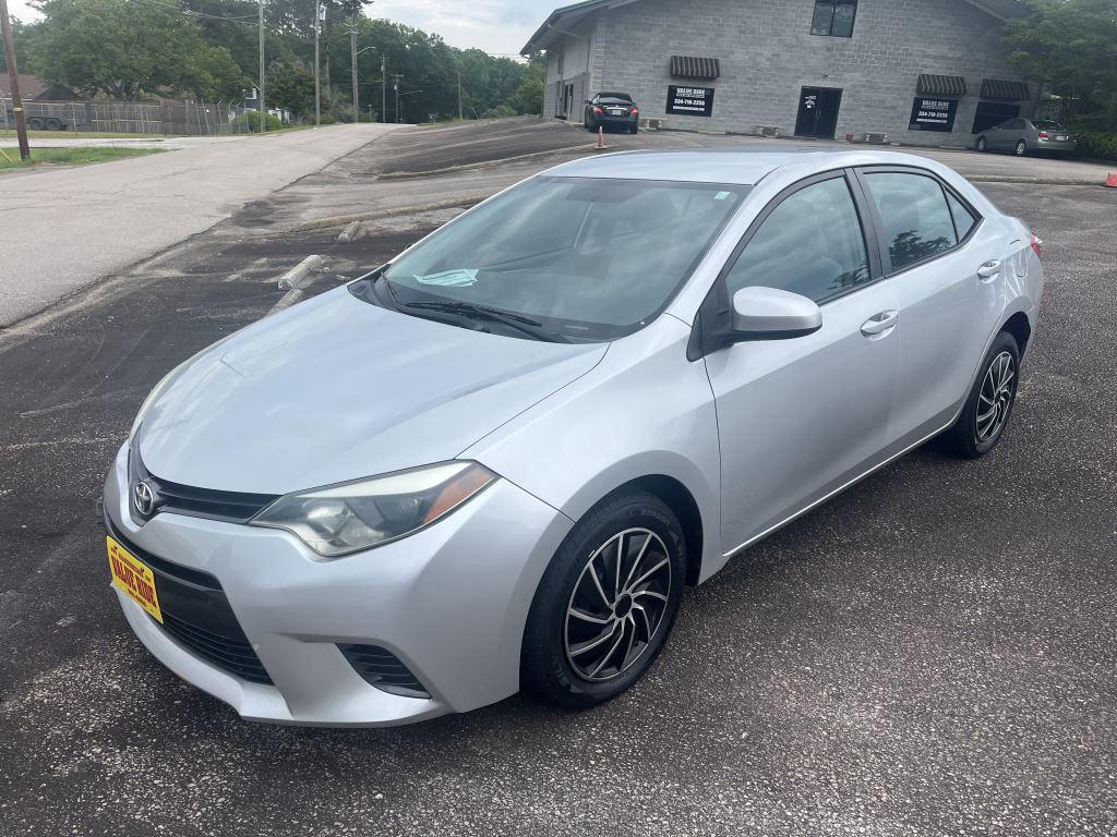 2016 Toyota Corolla - $10,995