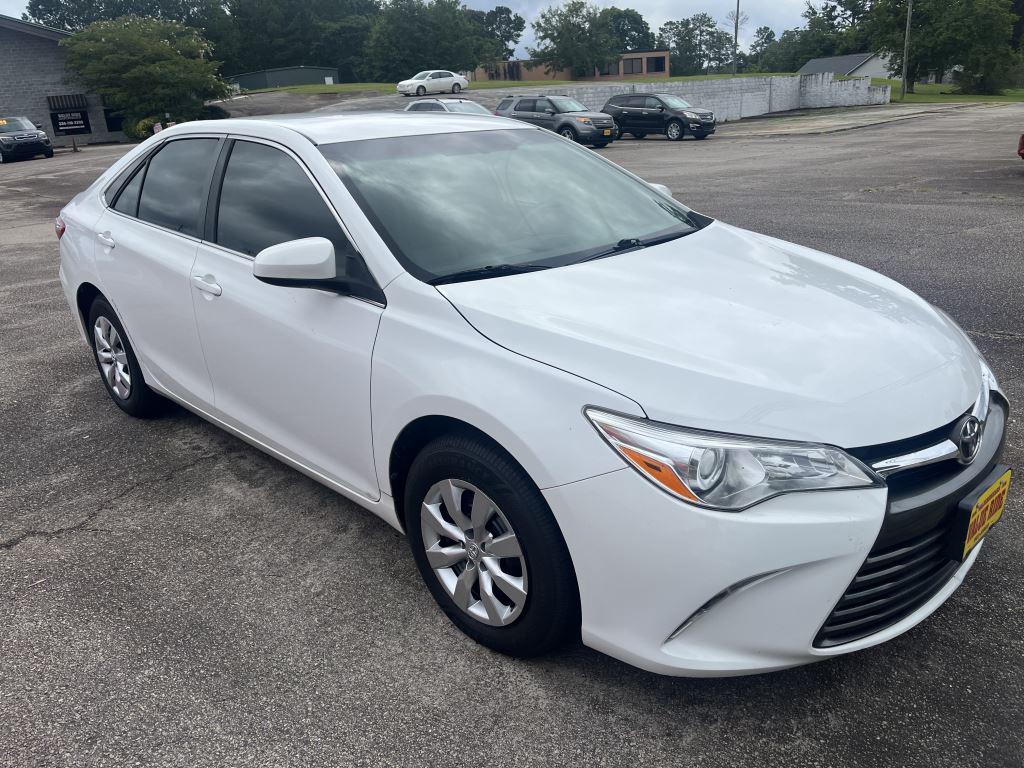 2017 Toyota Camry - $13,995