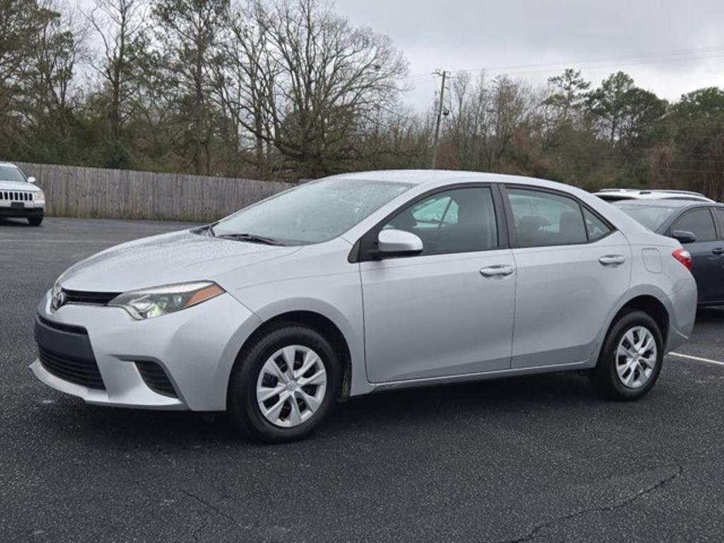 2015 Toyota Corolla - $10,995