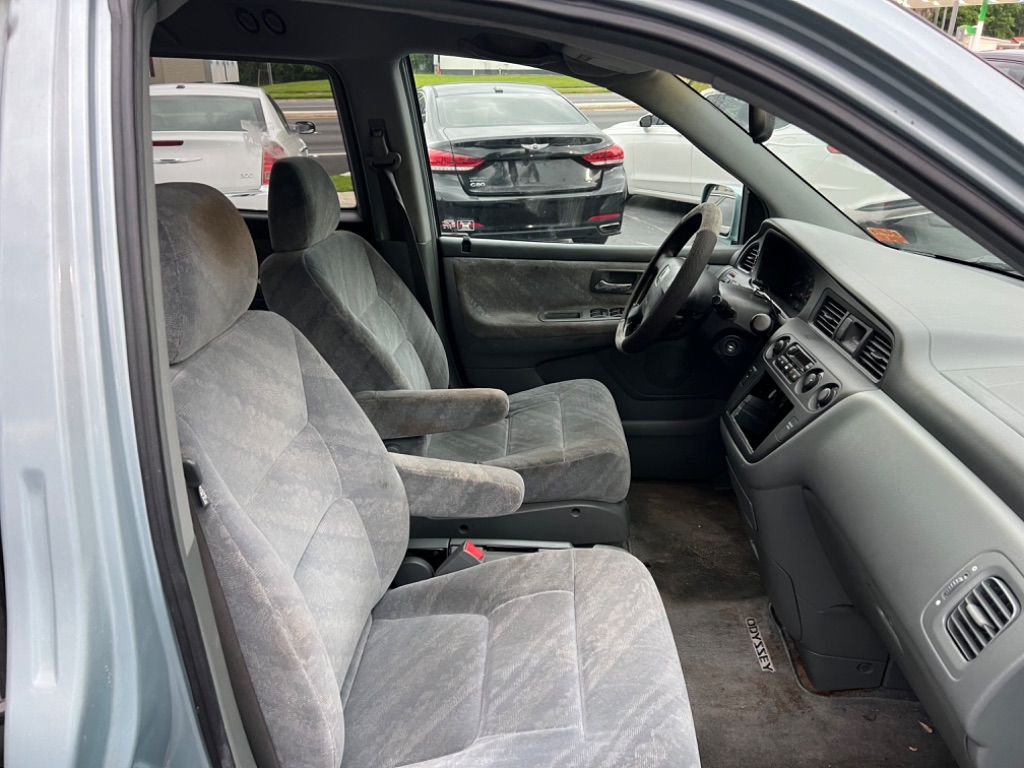 2003 Honda Odyssey - $5,325