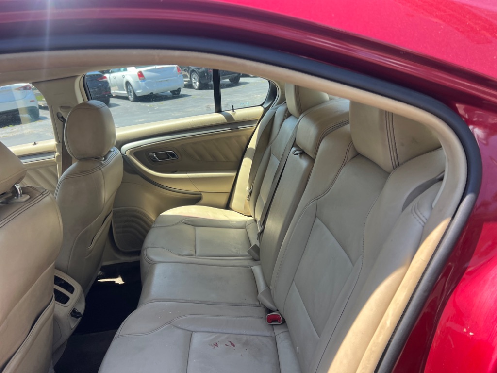 2015 Ford Taurus - $7,875