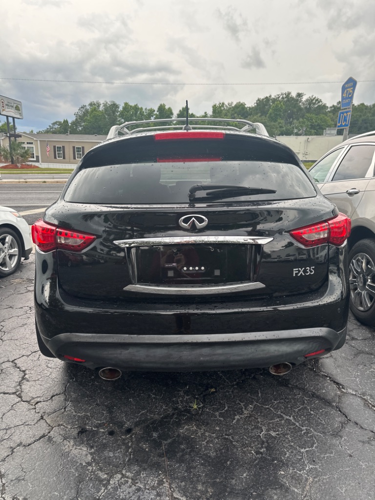 2011 INFINITI FX - $9,925