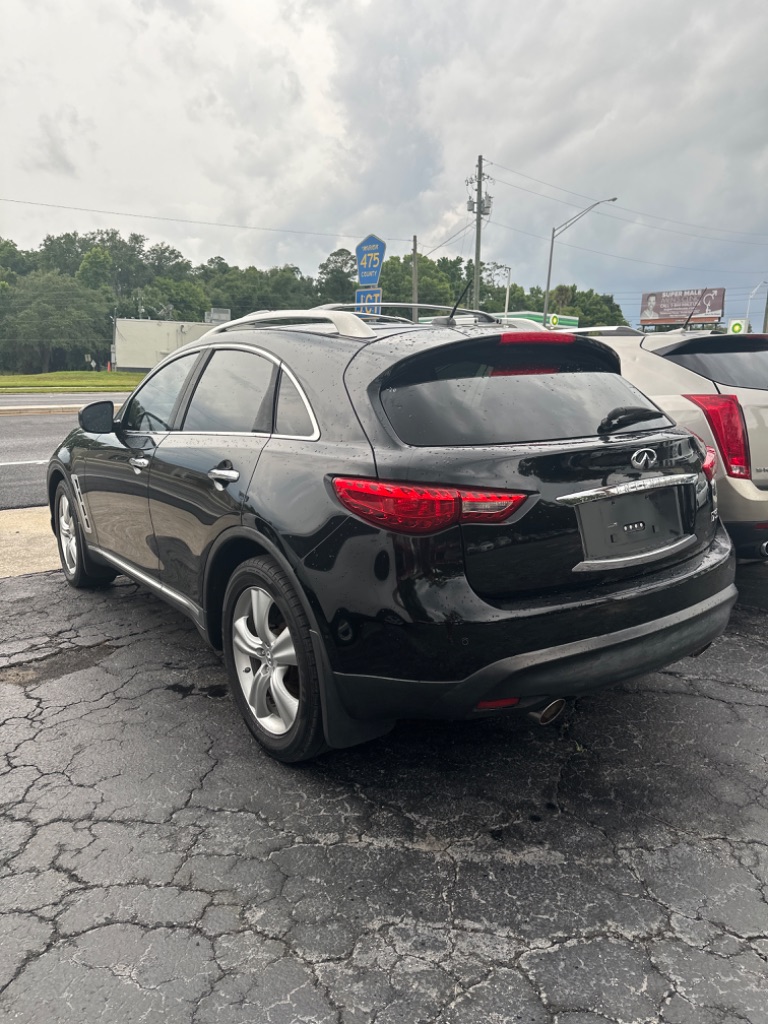 2011 INFINITI FX - $9,925