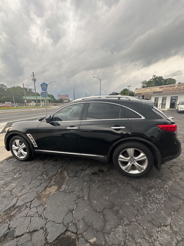 2011 INFINITI FX - $9,925