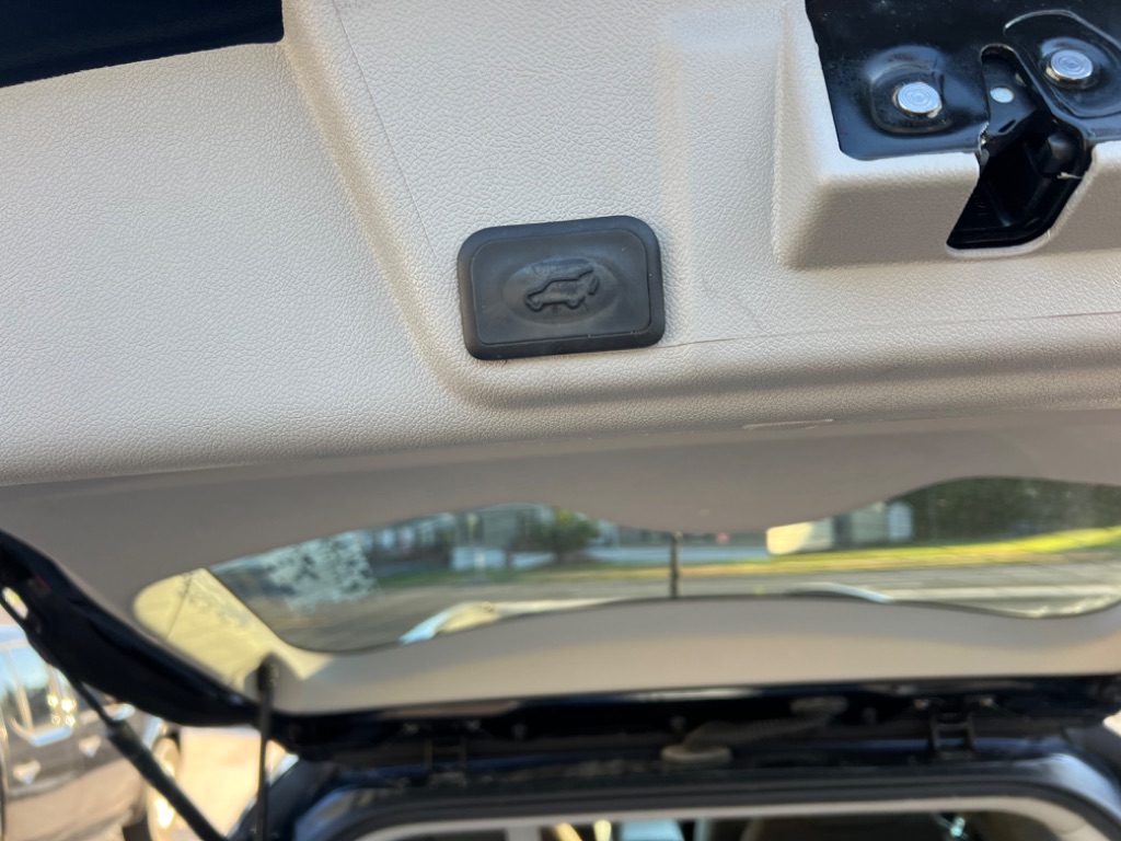 2017 Buick Enclave Convenience photo