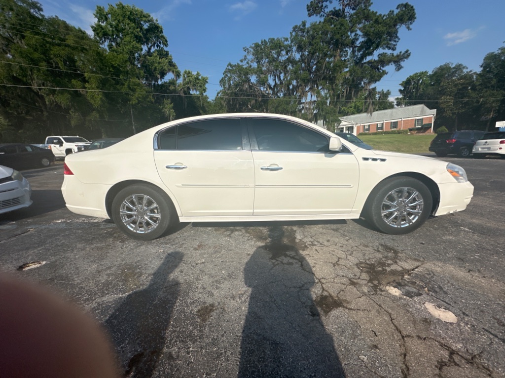 2010 Buick Lucerne - $4,750