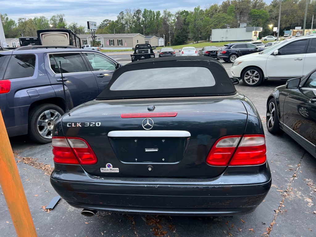 2003 Mercedes-Benz CLK-Class - $4,195