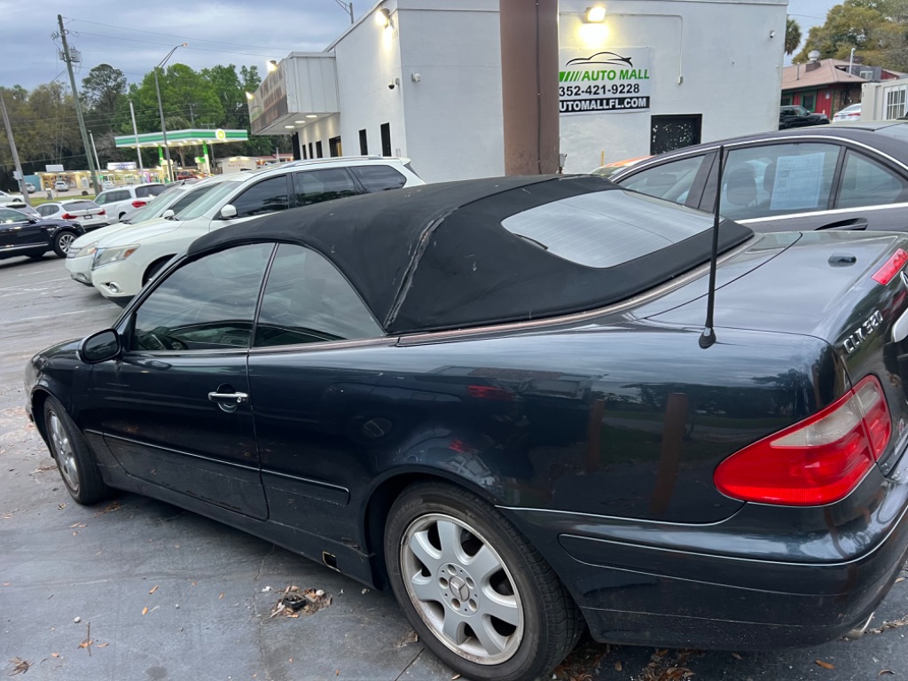 2003 Mercedes-Benz CLK-Class - $4,195