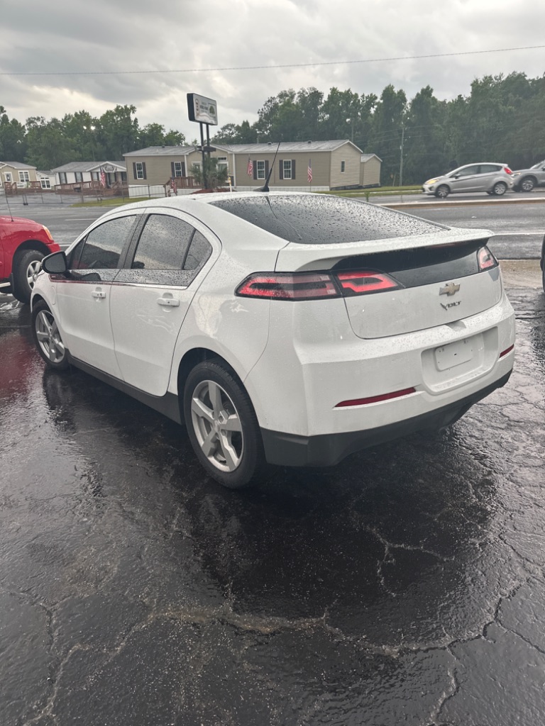 2013 Chevrolet Volt - $10,320