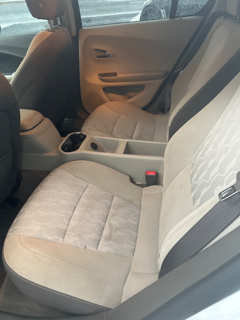 2013 Chevrolet Volt - $10,320