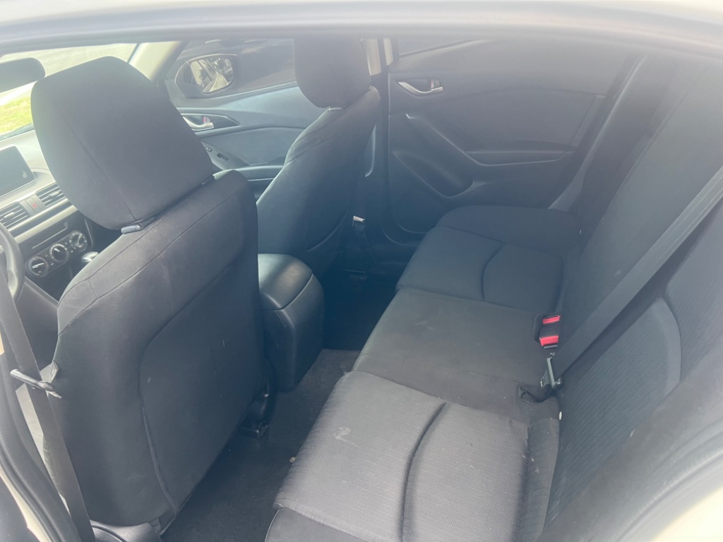 2015 MAZDA MAZDA3 - $7,995