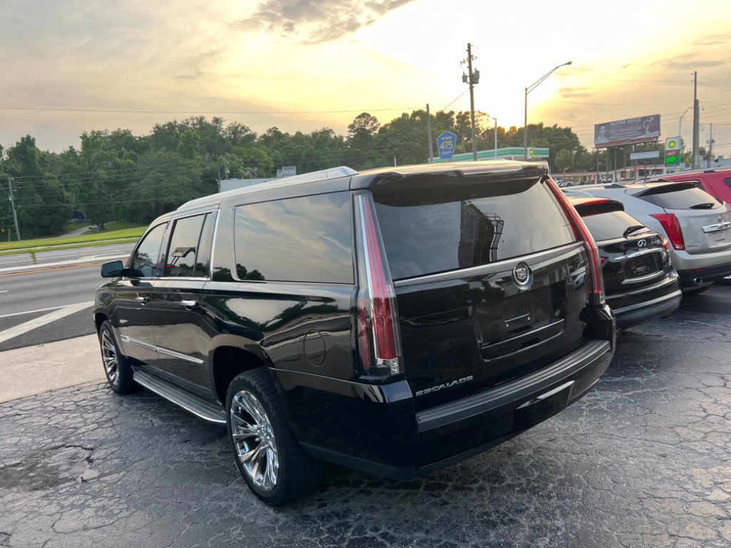 2015 Cadillac Escalade - $21,490