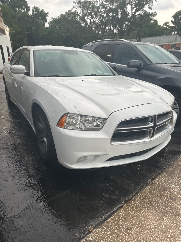 2014 Dodge Charger - $9,400