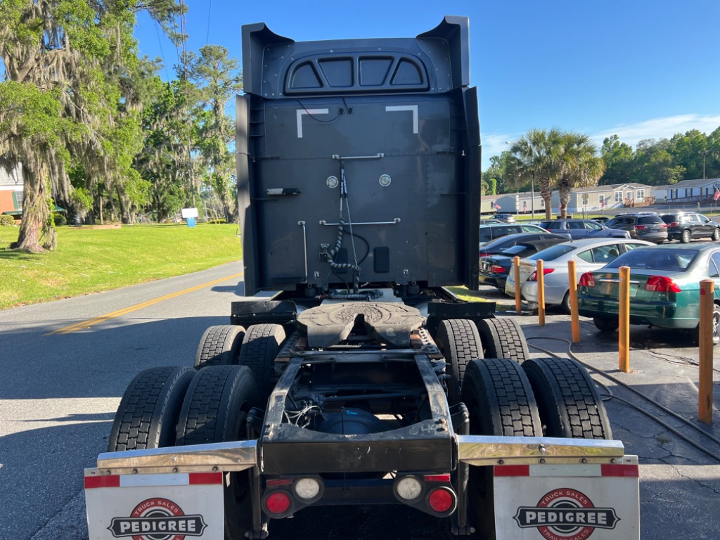 2019 Peterbilt 579 - $37,500