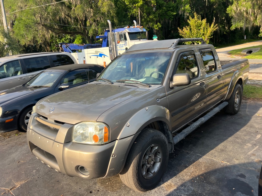 2004 Nissan Frontier XE-V6 photo