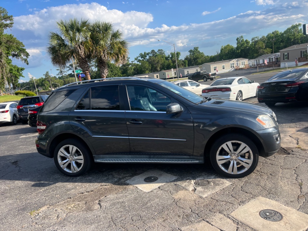 2011 Mercedes-Benz M-Class - $10,490
