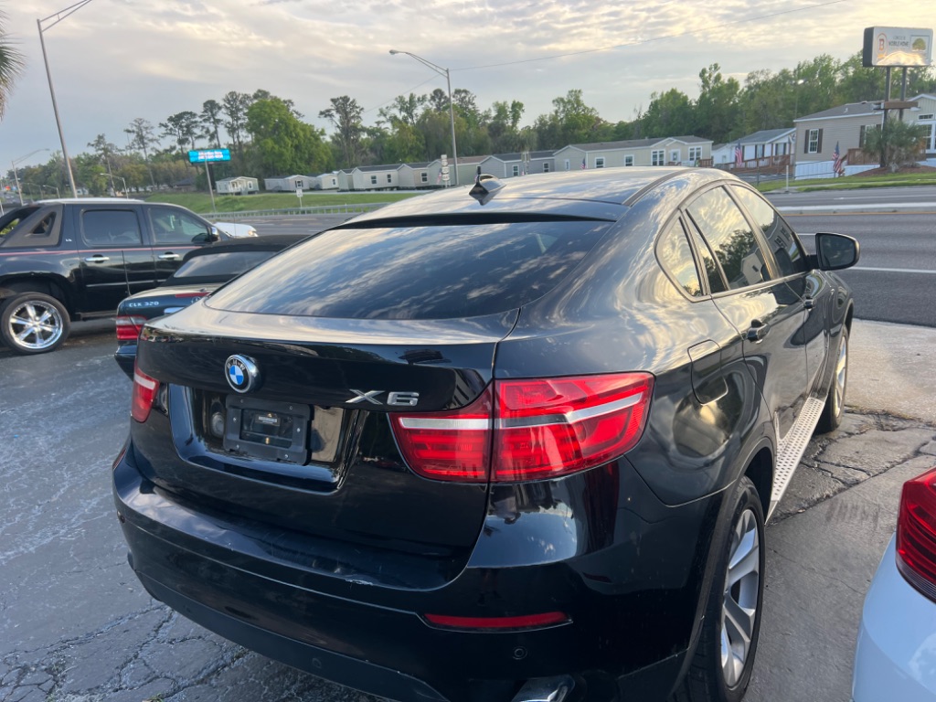 2013 BMW X6 - $13,900
