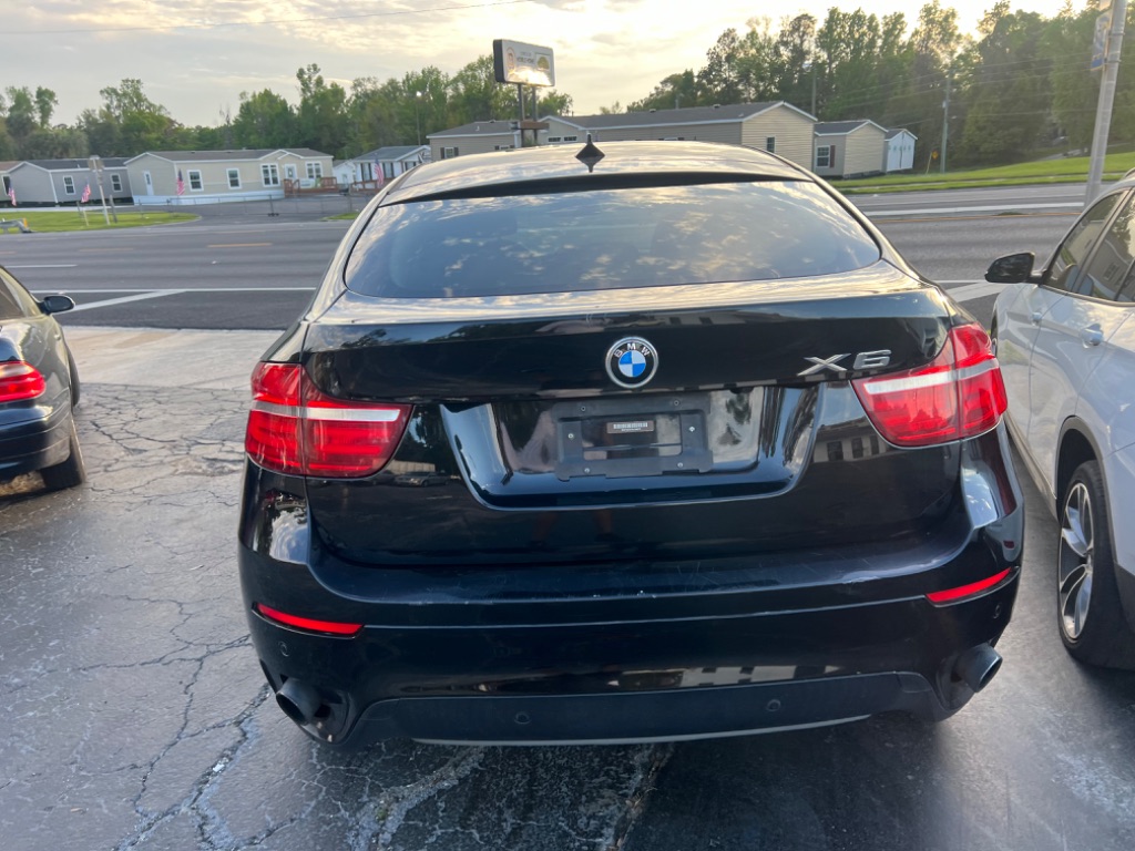 2013 BMW X6 - $13,900