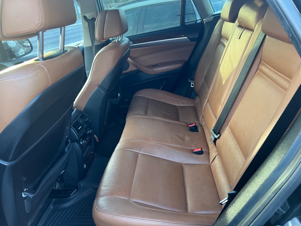 2013 BMW X6 - $13,900