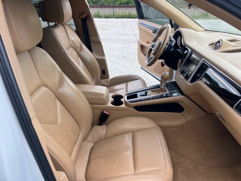 2016 Porsche Macan - $25,900