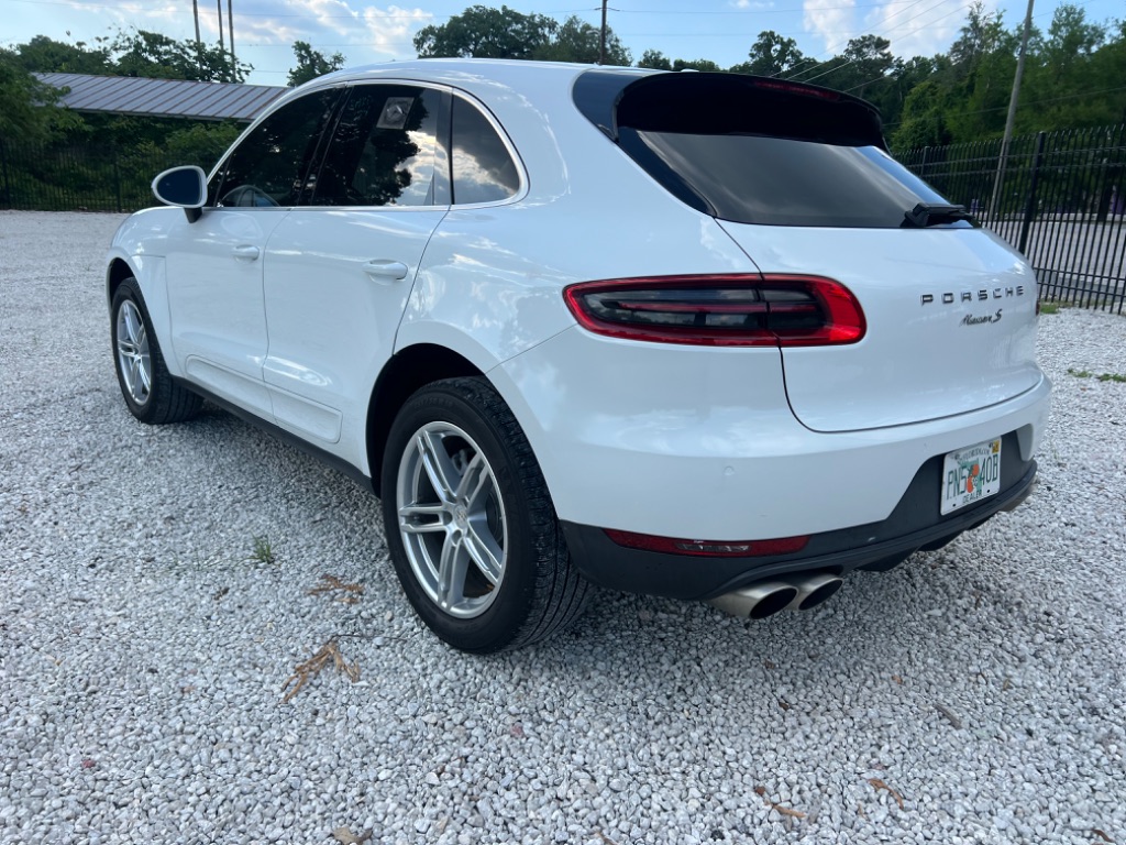 2016 Porsche Macan - $25,900