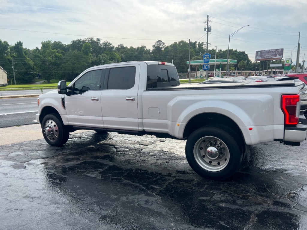 2018 Ford F-350 - $39,900