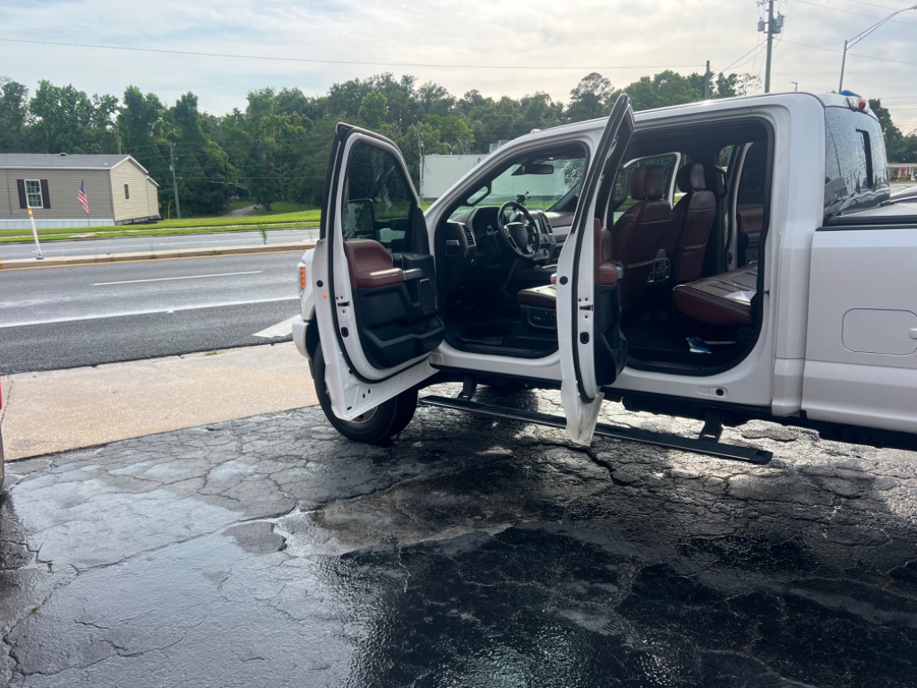 2018 Ford F-350 - $39,900