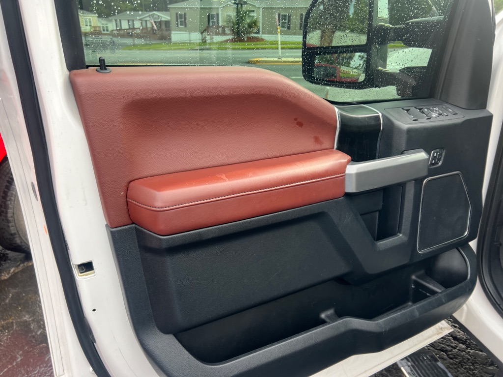 2018 Ford F-350 - $39,900