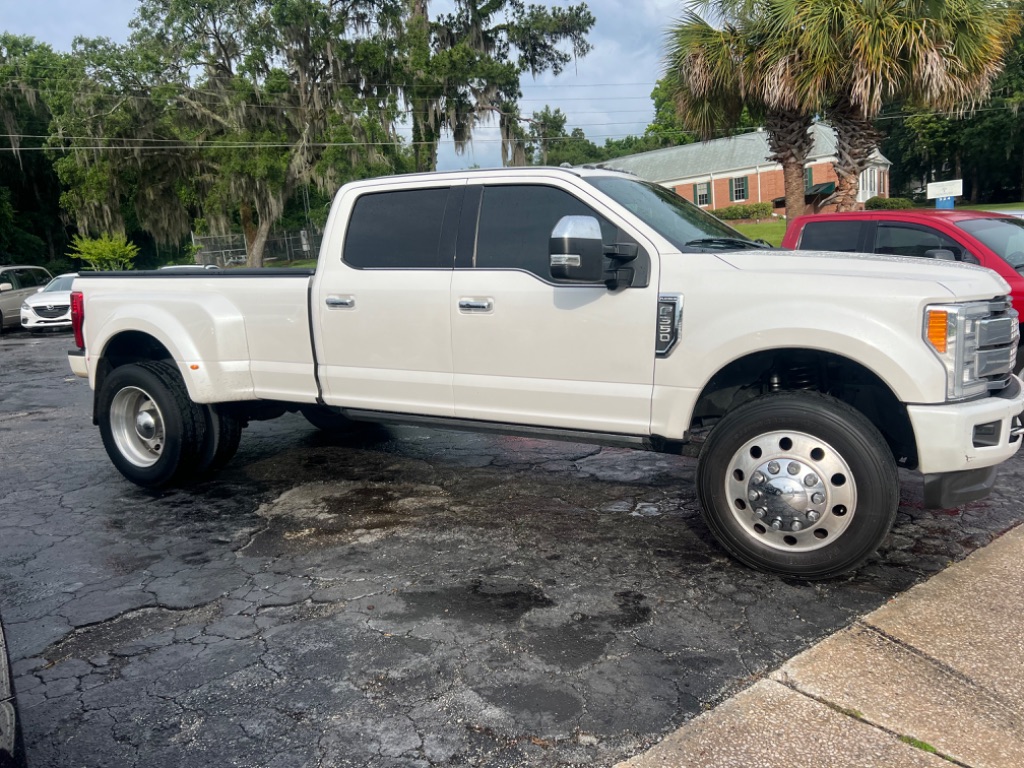 2018 Ford F-350 - $39,900