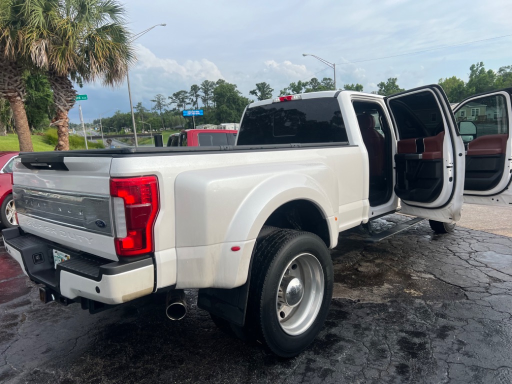 2018 Ford F-350 - $39,900