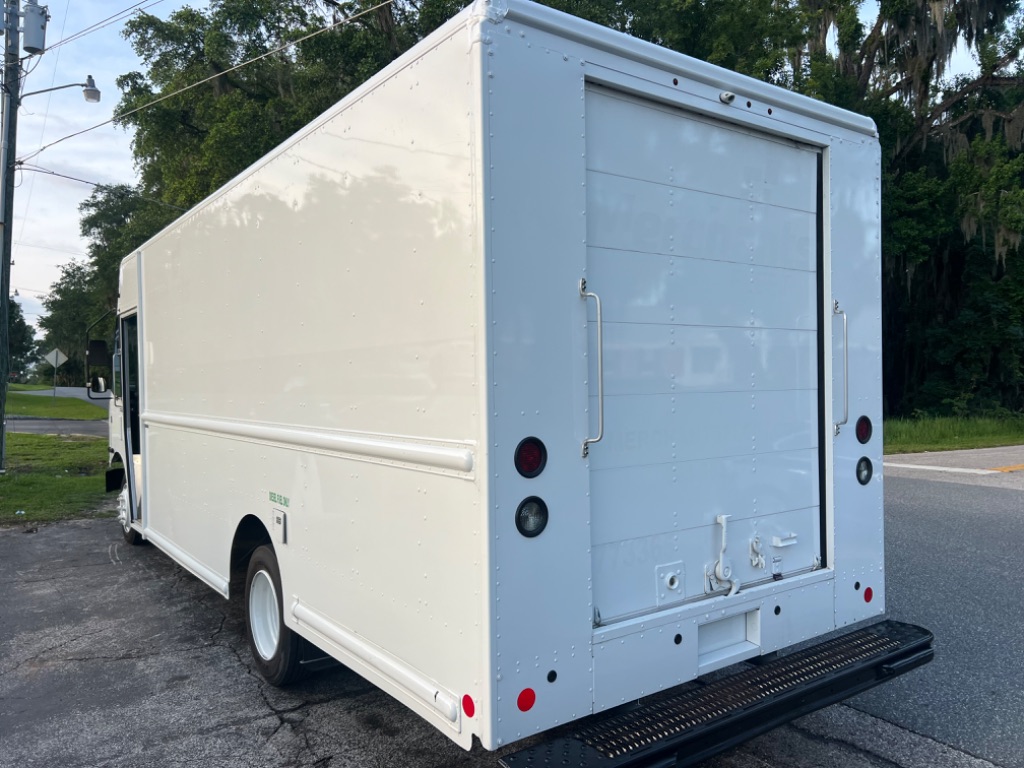 2022 Freightliner Mt45 Chassis - $66,750
