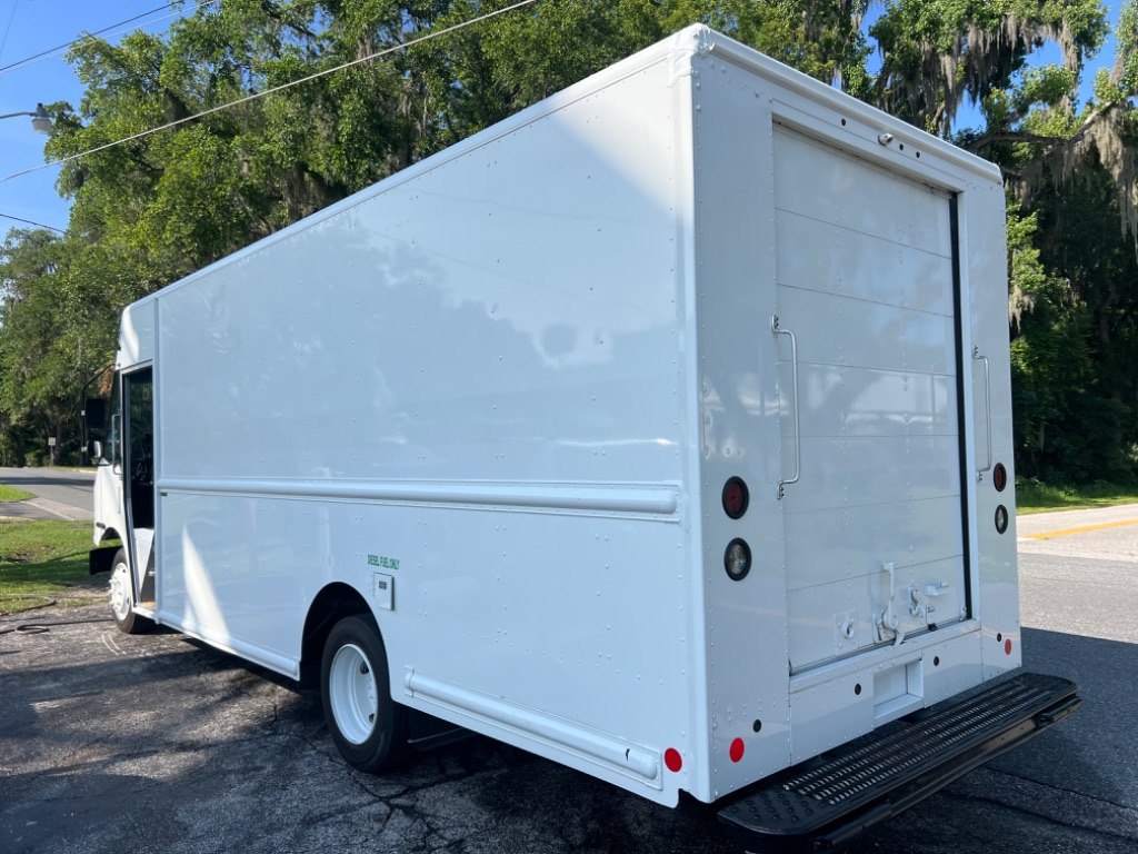 2022 Freightliner Mt45 Chassis - $66,750