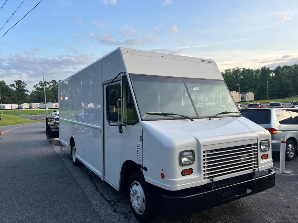 2022 Freightliner Mt45 Chassis - $66,750