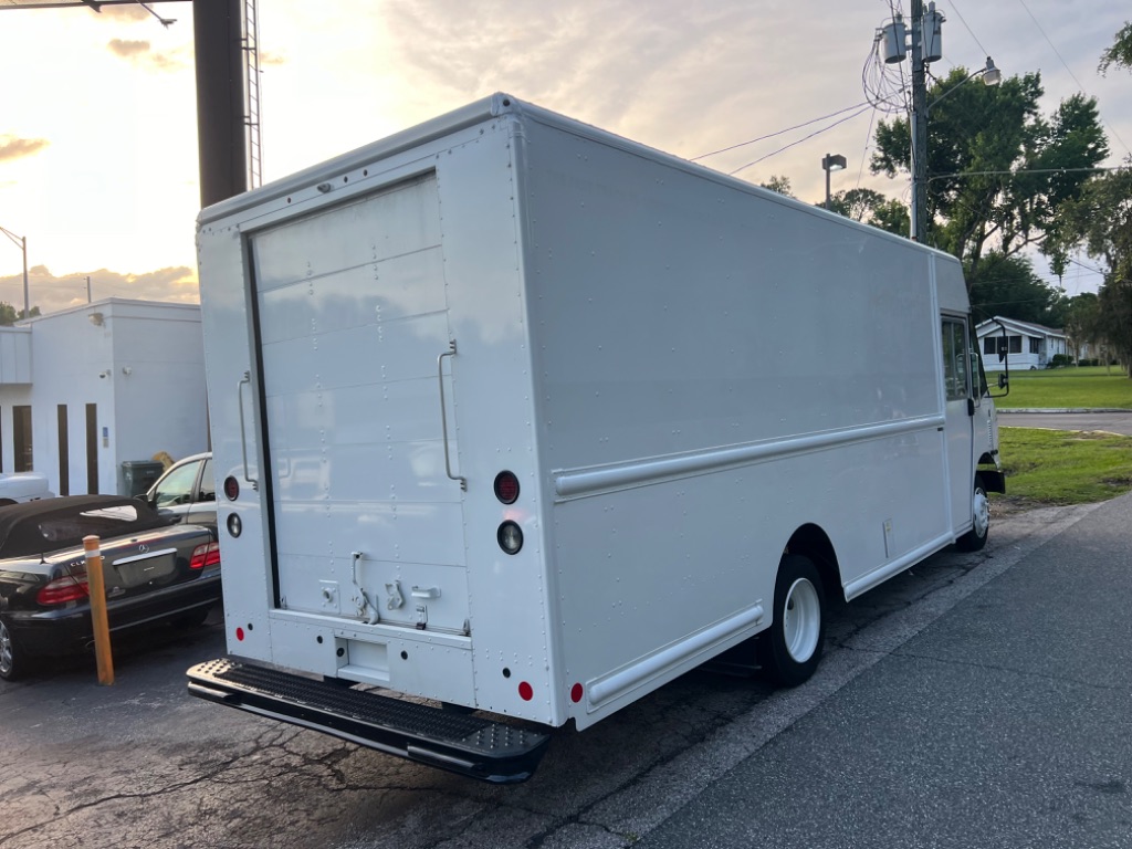 2022 Freightliner Mt45 Chassis - $66,750