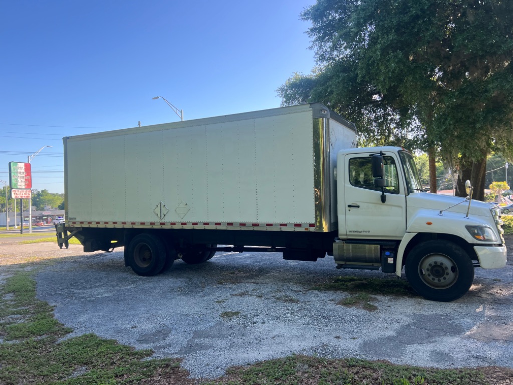 2016 Hino 268 - $29,950