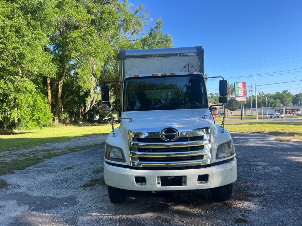 2016 Hino 268 - $29,950