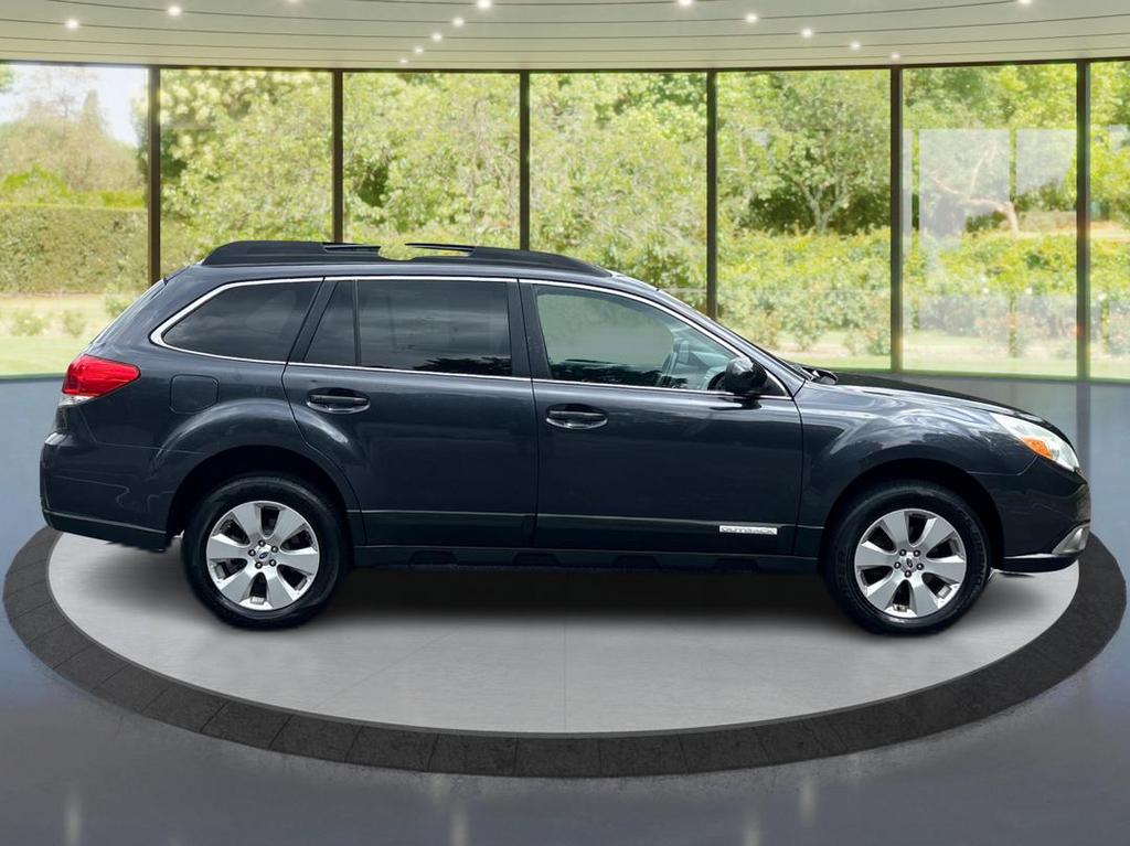 2012 Subaru Outback - $12,999