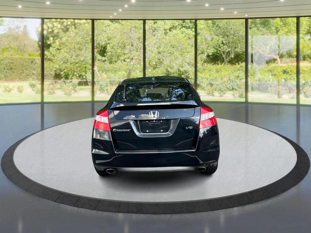 2012 Honda Crosstour - $12,999