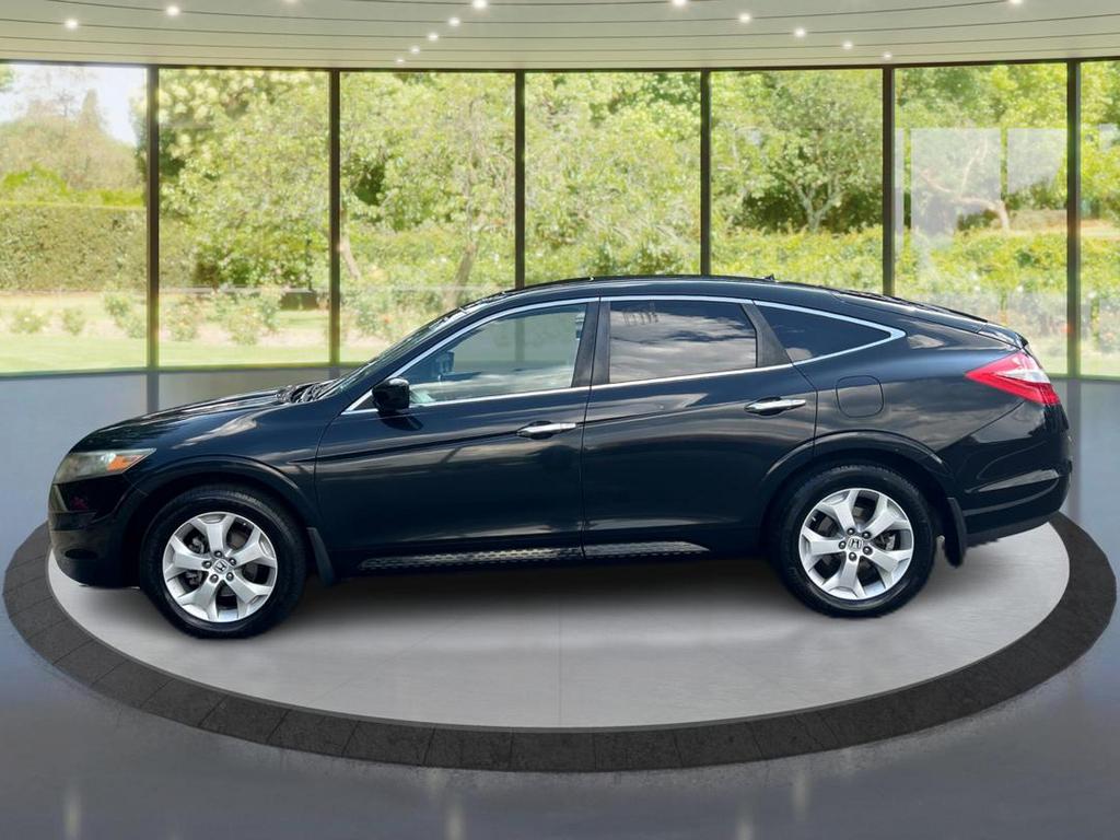 2012 Honda Crosstour - $12,999