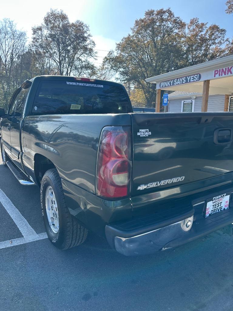 2004 Chevrolet Silverado 1500 Work Truck photo