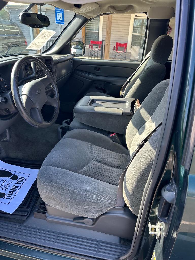 2004 Chevrolet Silverado 1500 Work Truck photo