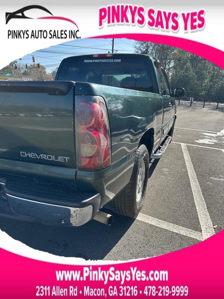 2004 Chevrolet Silverado 1500 Work Truck photo