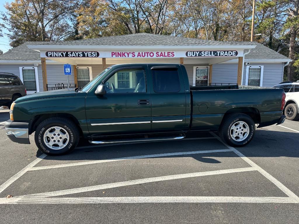 2004 Chevrolet Silverado 1500 Work Truck photo