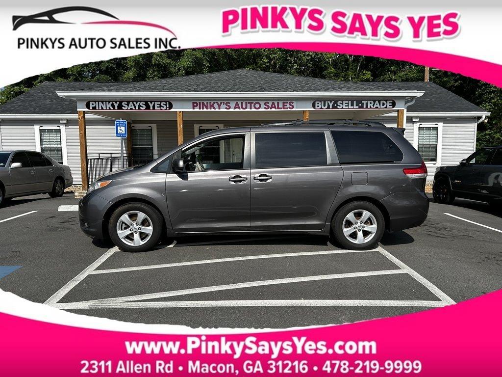 2014 Toyota Sienna LE